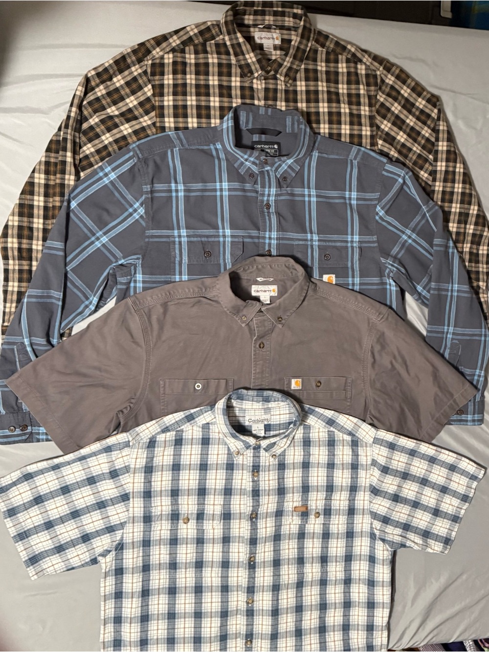 Lot Of 4 Men’s Large Carhartt Button Up Shirts 2 Short 2 Long Sleeve Plaid/Solid